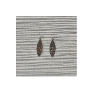 Daisy vintage earrings